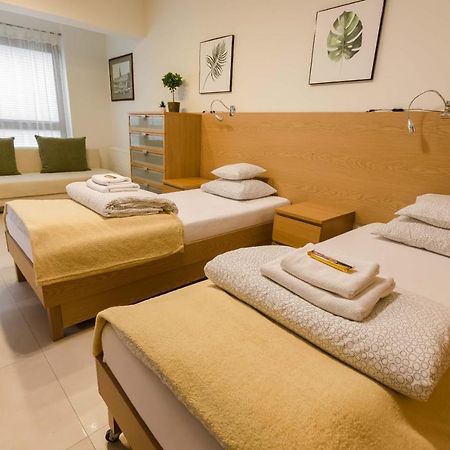 Family Apartments - Private Parking Краків Екстер'єр фото