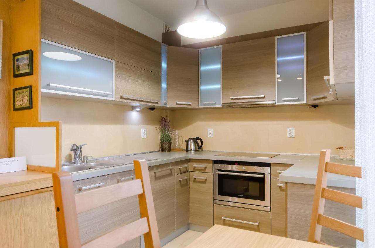 Family Apartments - Private Parking Краків Екстер'єр фото